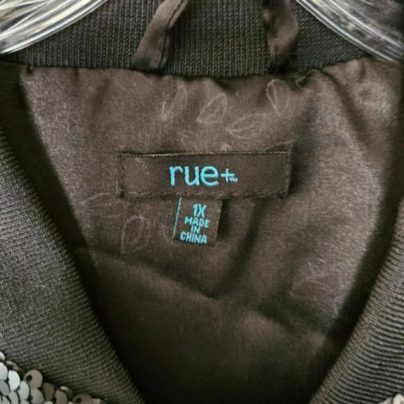 Rue+ Black Sequin Bomber Jacket size 1X EUC - Picture 11 of 13